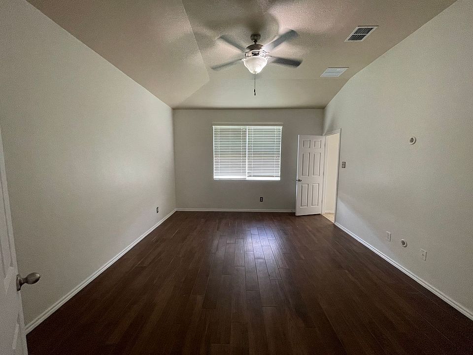 8434 Apache Bnd, Converse, TX 78109 | Zillow