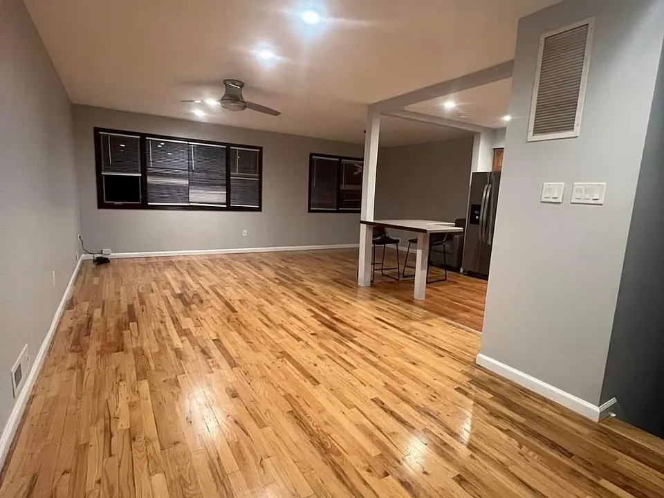 184 W 17th St #2