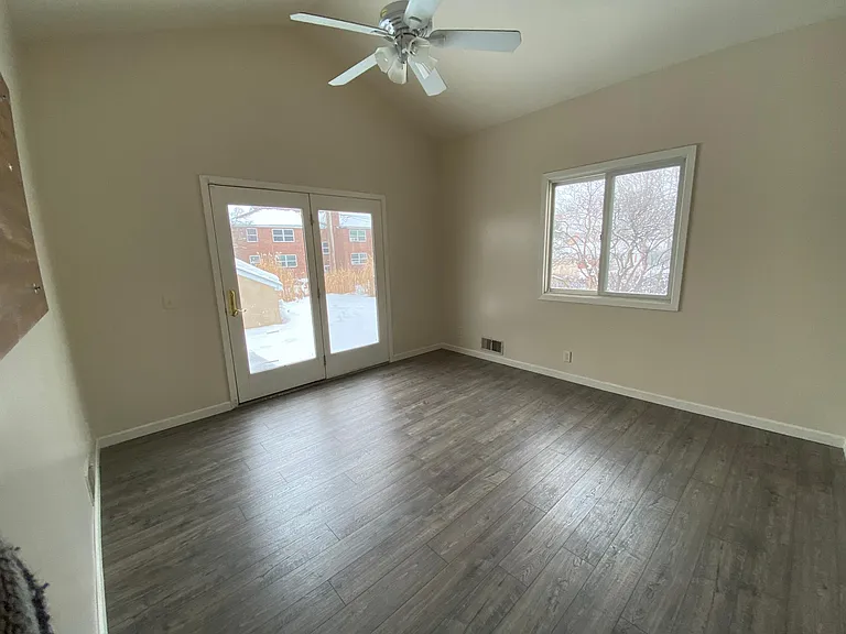 951 Wilder St S — Photo 7