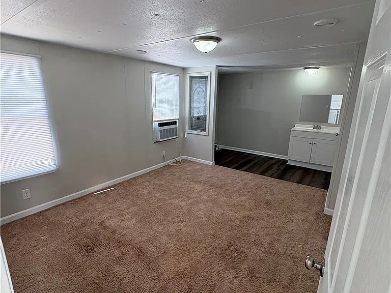 2697B Belhaven Rd — Photo 2