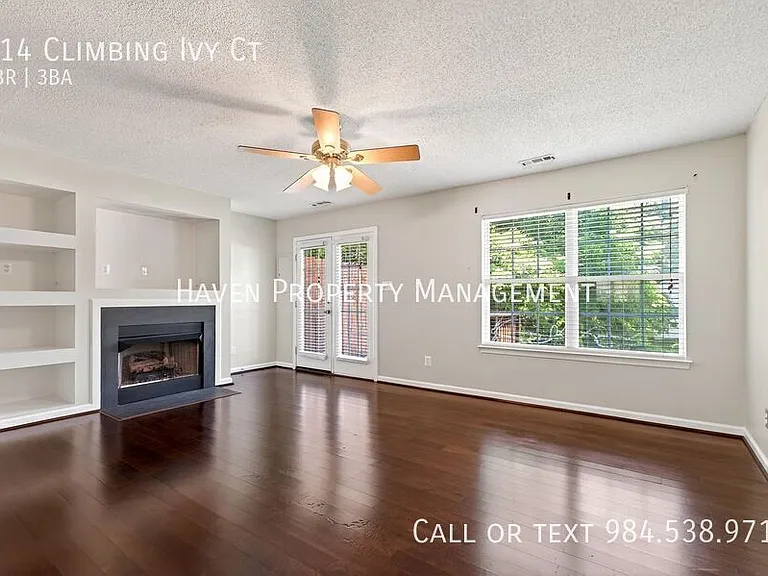 214 Climbing Ivy Ct — Photo 12