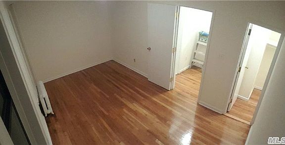 3rd image of 2171 27th St