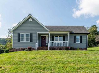 1135 Old Greenville Rd, Staunton, VA 24401