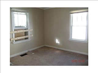4th image of 616 Dunn Ave