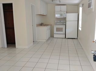 3000 Areca Ave APT 10, Naples, FL 34112