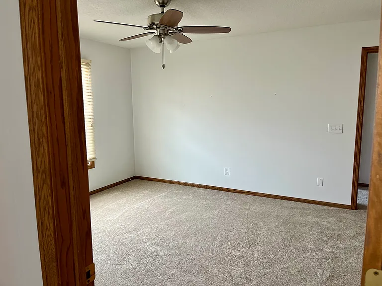 4984 Fox Ridge Rd — Photo 14