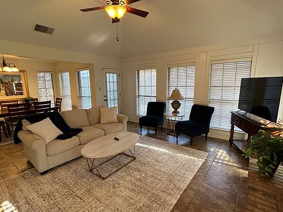 2nd image of 33 Cibola Ct