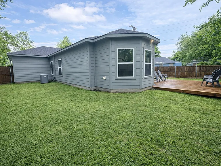 2646 Tanner St — Photo 14