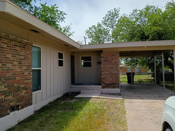 1904 NW 38th St, Lawton, OK 73505