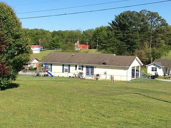 3rd image of 79 Clear Pine Dr