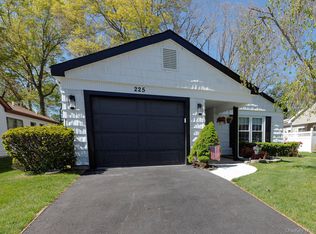 225 Kingston Drive, Ridge, NY 11961