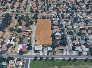 4267 Strong St, Riverside, CA 92501