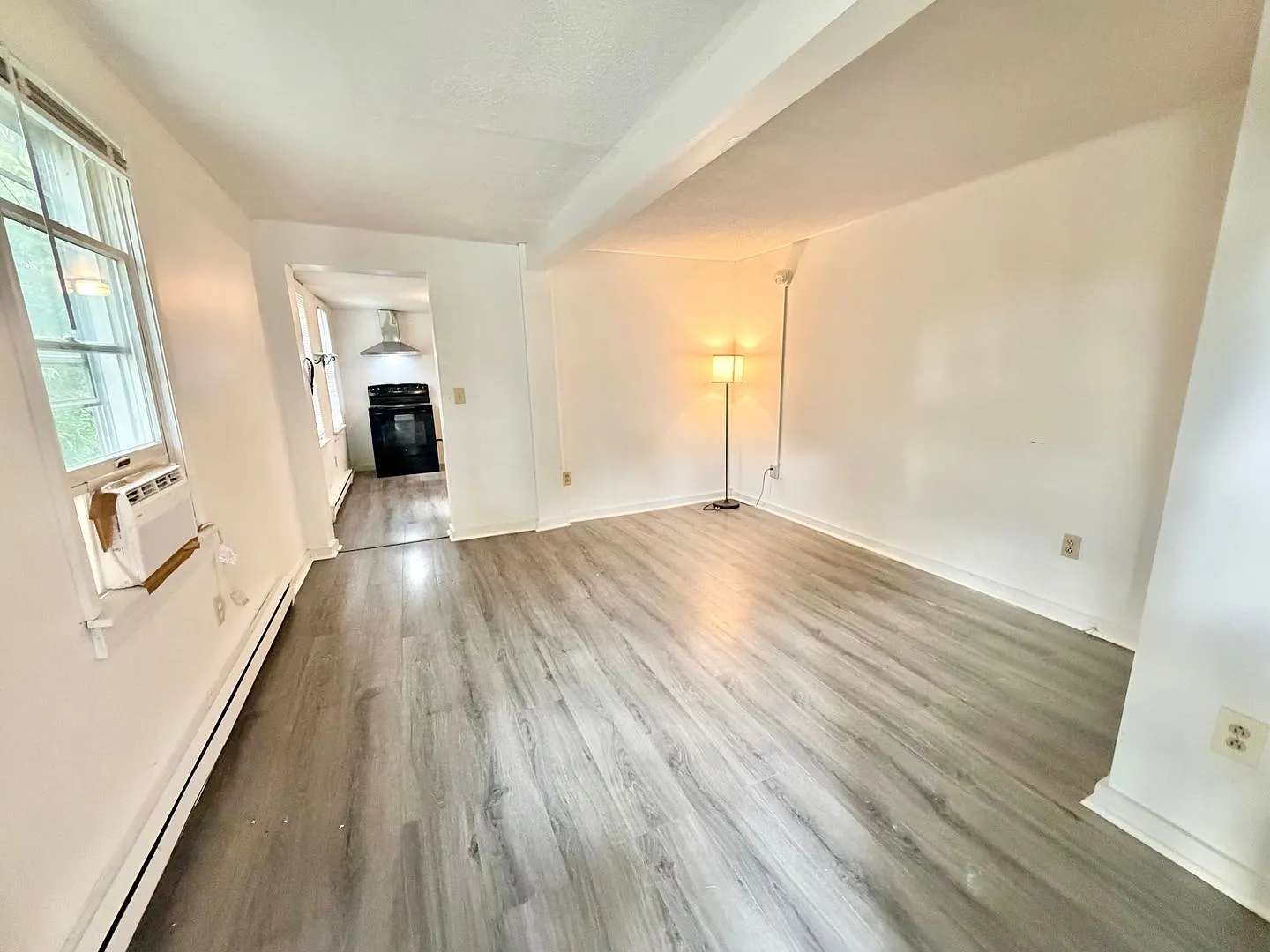 30 Sherman Street — Photo 2
