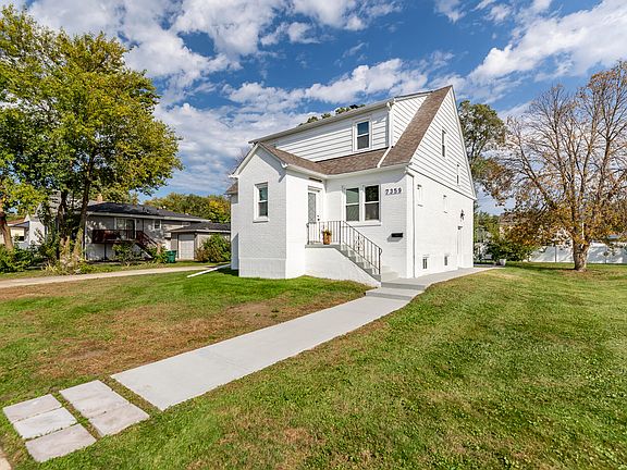 3rd image of 7359 Parrish Ave