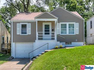 3951 N 40th St, Omaha, NE 68111