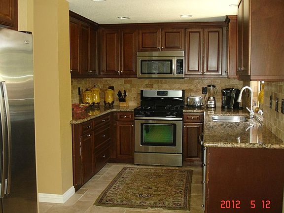 Kitchen with Nook