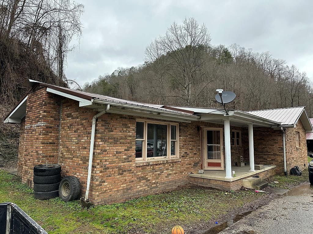 4095 Dry Frk, Shelbiana, KY 41562 MLS 118517 Zillow
