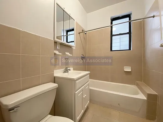 Rented by Sovereign Associates | media 18