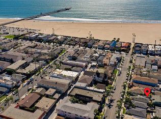 125 5th St, Seal Beach, CA 90740