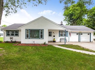 321 N Dewey Ave, Jefferson, WI 53549