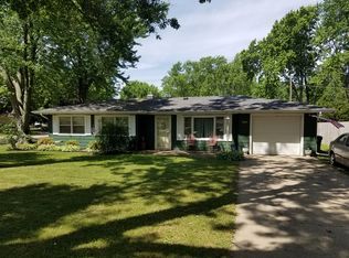 1801 21st Ave, Sterling, IL 61081