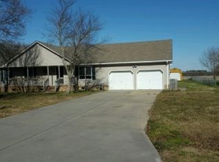 200 Everett Dr, Elizabeth City, NC 27909