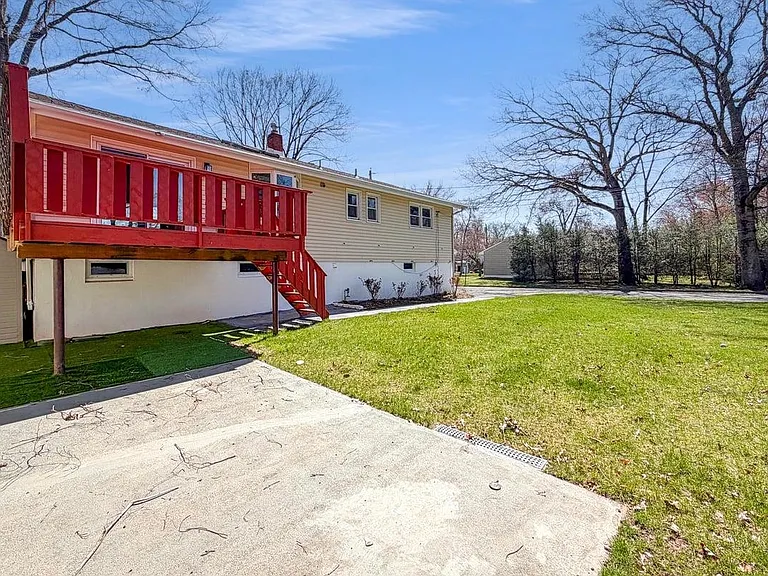 2622 Cleveland Ave — Photo 15