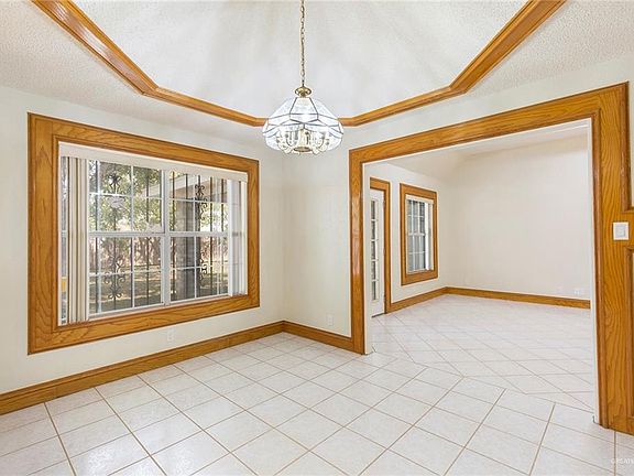 5th image of 2308 Pelican Ave
