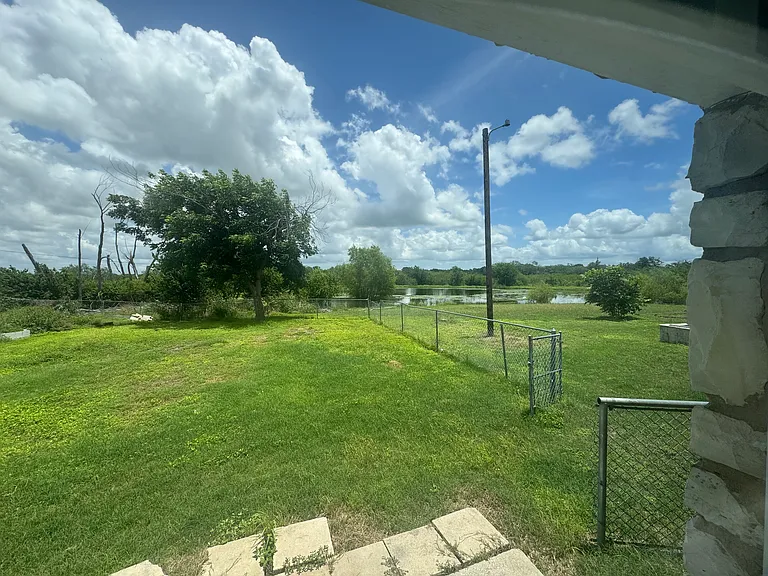 114 Daisy Dr — Photo 17