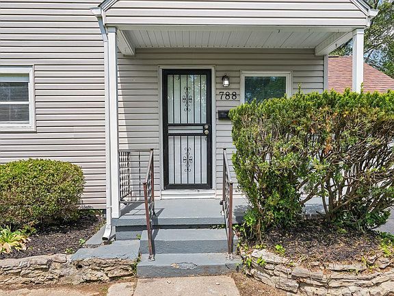 4th image of 788 Tibet Rd