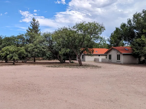 1730 E Acorn Ln, Huachuca City, AZ 85616