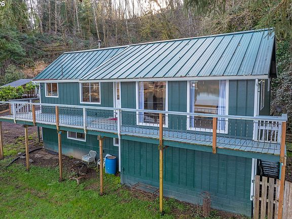 2nd image of 96093 Sun Lake Ln