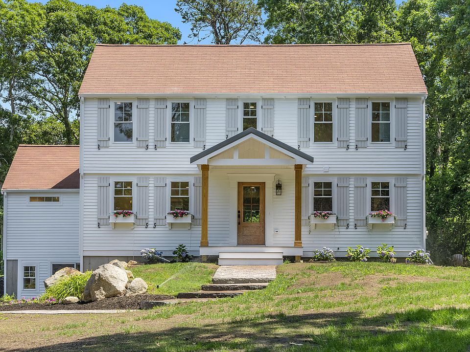 1st image of 181 King James Drive
