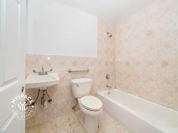 1775 Eastern Parkway image 4 of 19