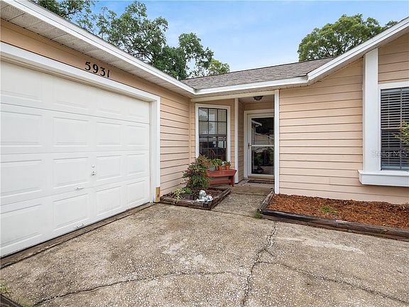 2nd image of 5931 Norvale Ct