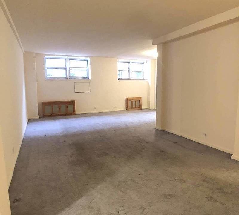 1st image of 8645 Saint James Ave APT Lg