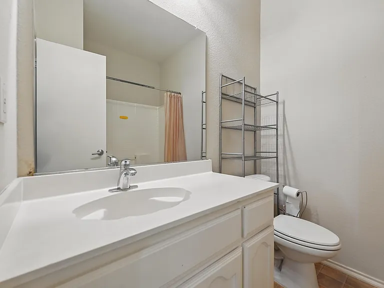 7464 Maroon Dr — Photo 11