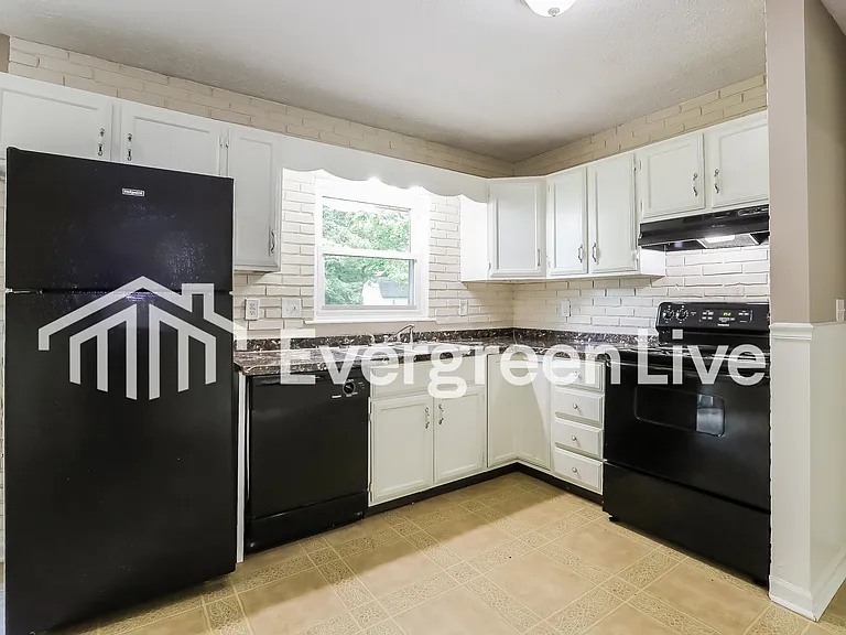 5717 Winship Dr — Photo 5