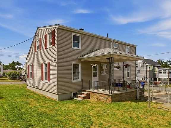 4th image of 124 Woodman St
