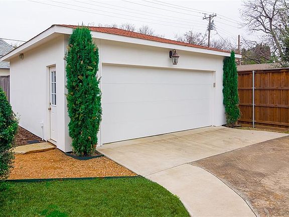 4th image of 3645 Mockingbird Ln