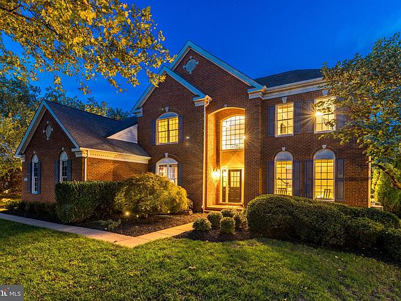 3rd image of 20234 Kentucky Oaks Ct