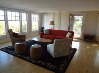 2 Willow Ln, Rye, NH 03870