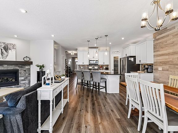 4th image of 4705 Lavender Ln