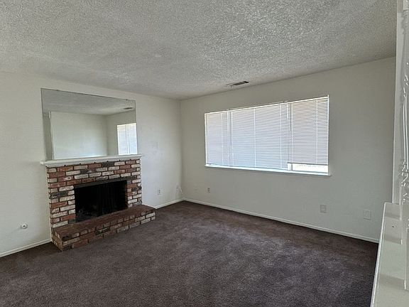 5th image of 2113-15 W Inyo Ave #2115