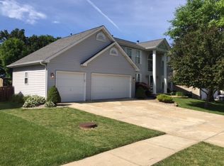 1144 Hampton Meadows Dr, Dardenne Prairie, MO