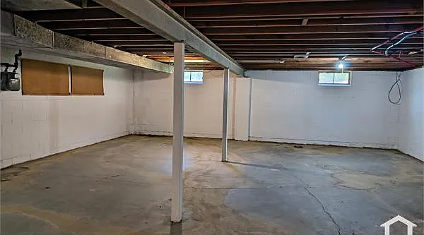 534 N Brockway Ave — Photo 6