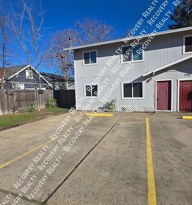 1st image of 205 Lualan Ln APT A