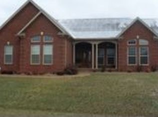 150 Deep Springs Dr, Bardstown, KY 40004