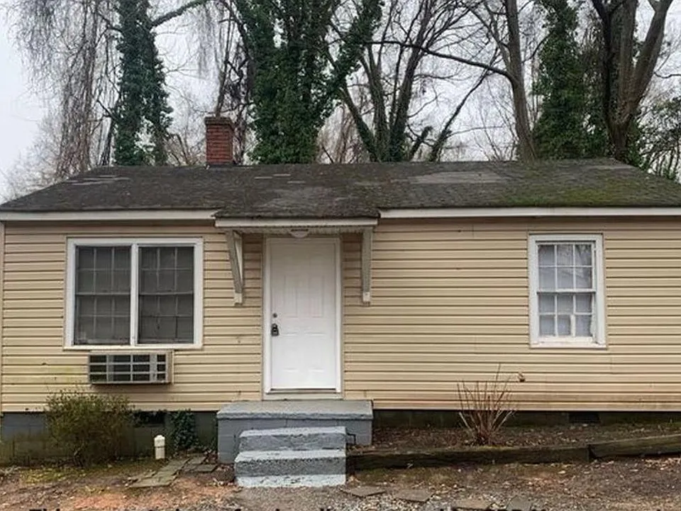 611 Granite Ave
