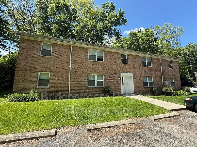 1 bed, 1.0 bath, 500 sqft, $650 — Photo 1